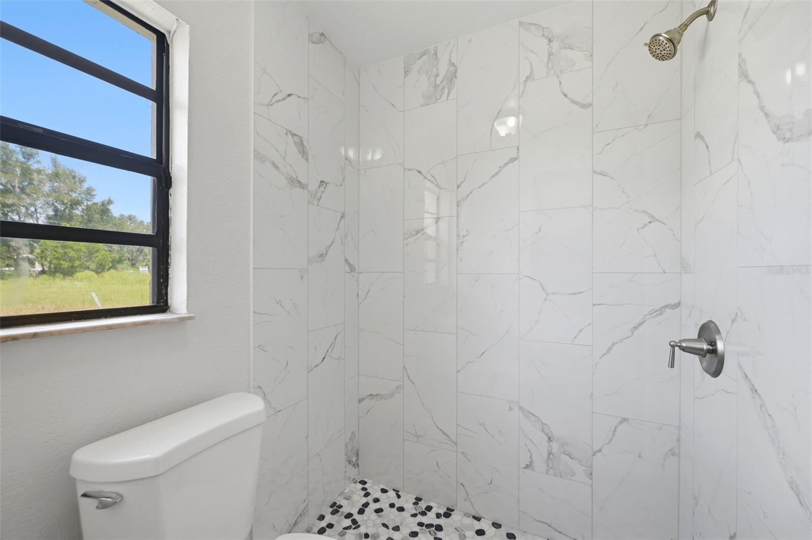 15440 HAYS RD — photo 17