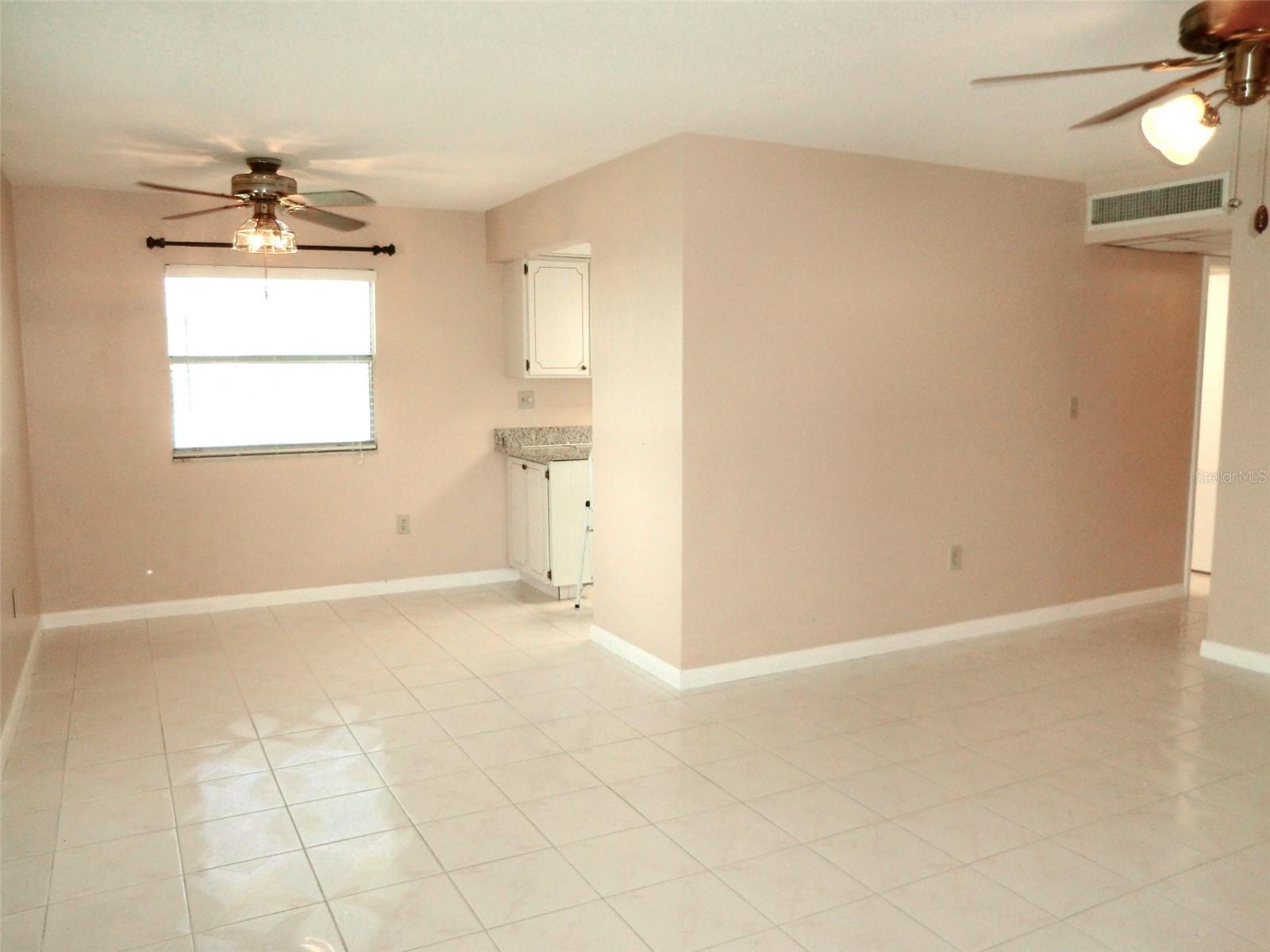 206 ANDOVER PL N #77 — photo 5