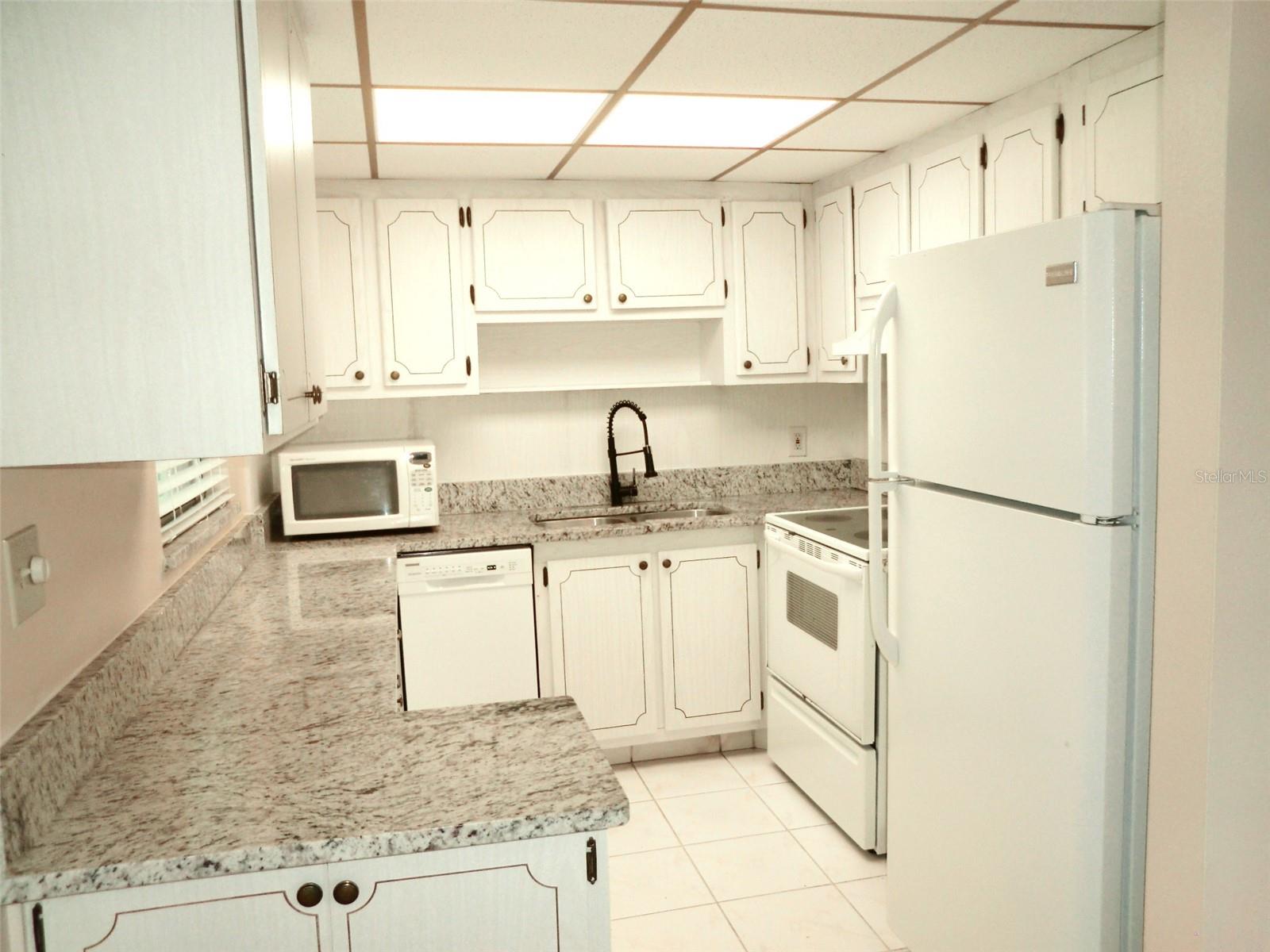 206 ANDOVER PL N #77 — photo 7