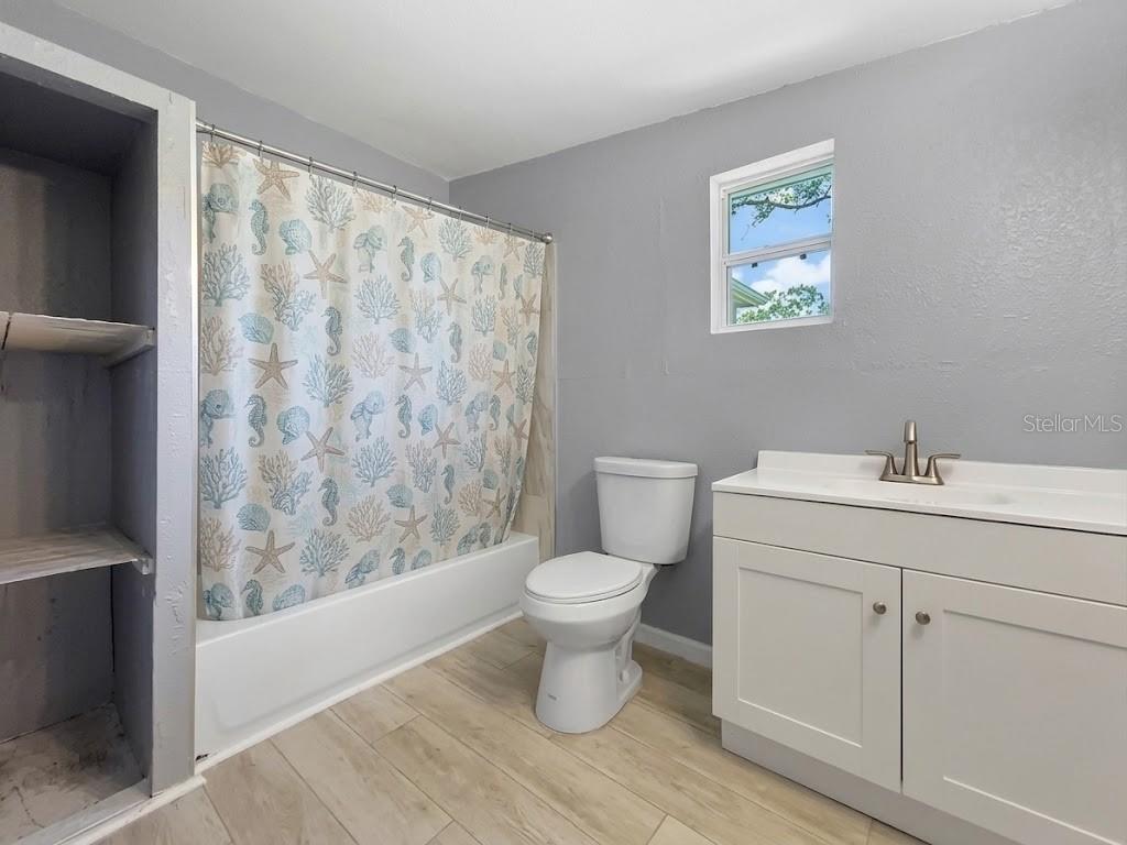 203 5TH AVE NW — photo 12