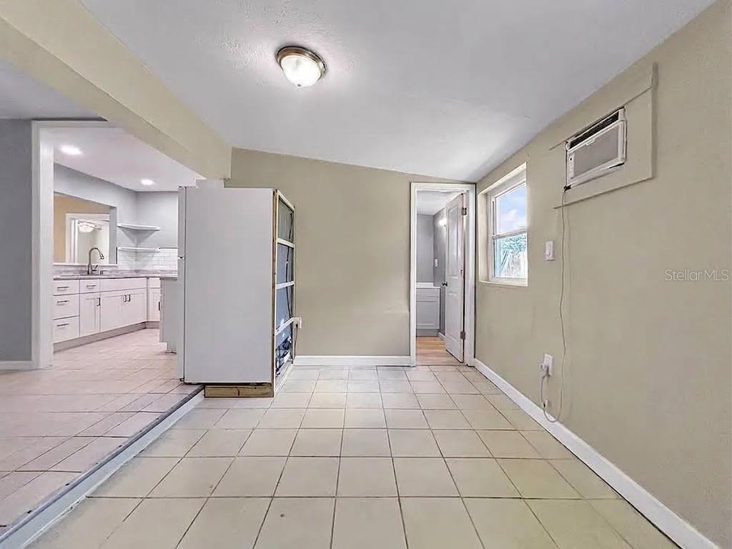 203 5TH AVE NW — photo 11