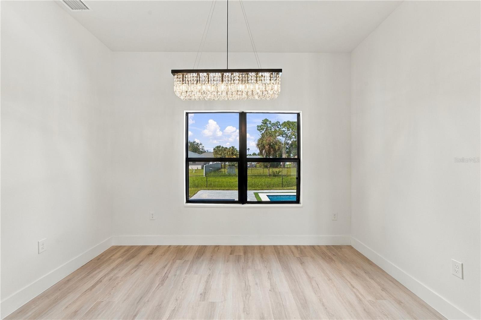 3320 TUPELO AVE — photo 11