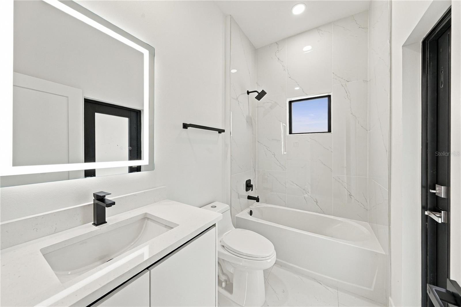 3320 TUPELO AVE — photo 27