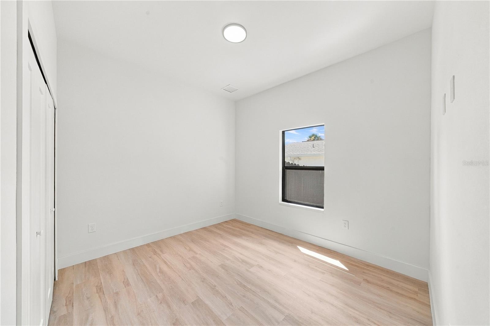 3320 TUPELO AVE — photo 23