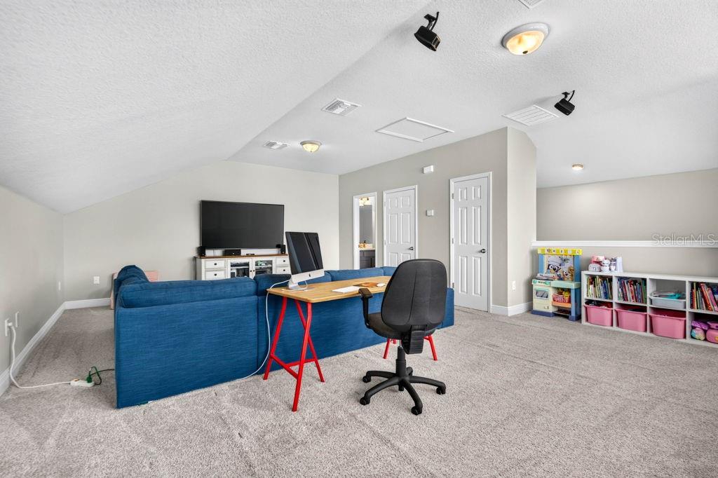 6127 SHADOWLAKE DR — photo 48