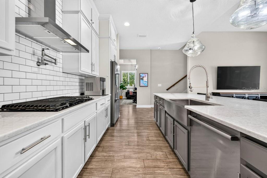 6127 SHADOWLAKE DR — photo 18