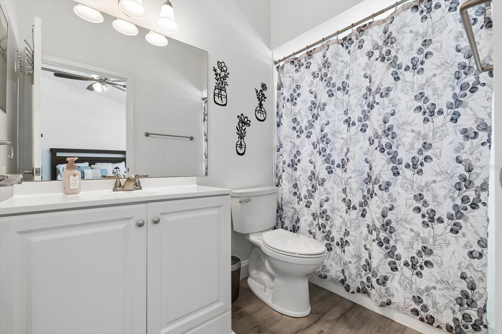 7409 FAIRWOOD AVE — photo 21