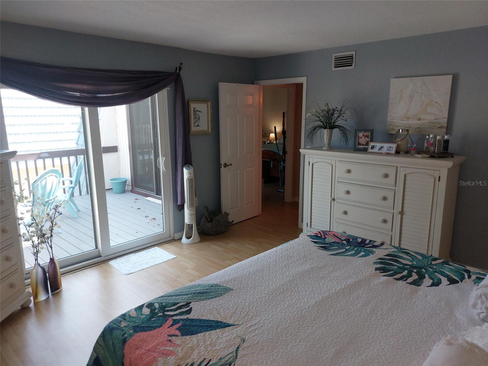 9446 TRADEWINDS AVE — photo 22