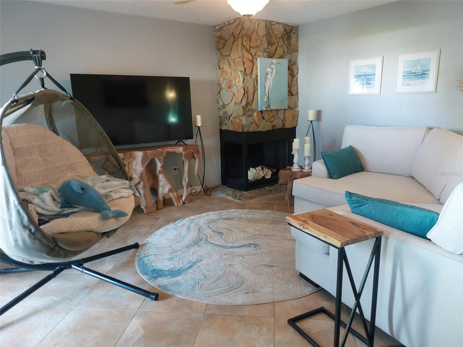 9446 TRADEWINDS AVE — photo 7