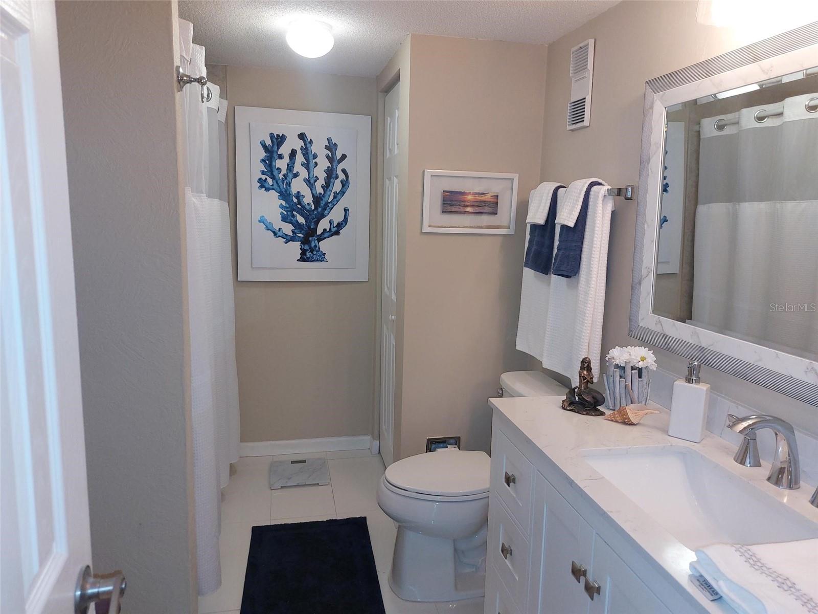 9446 TRADEWINDS AVE — photo 20