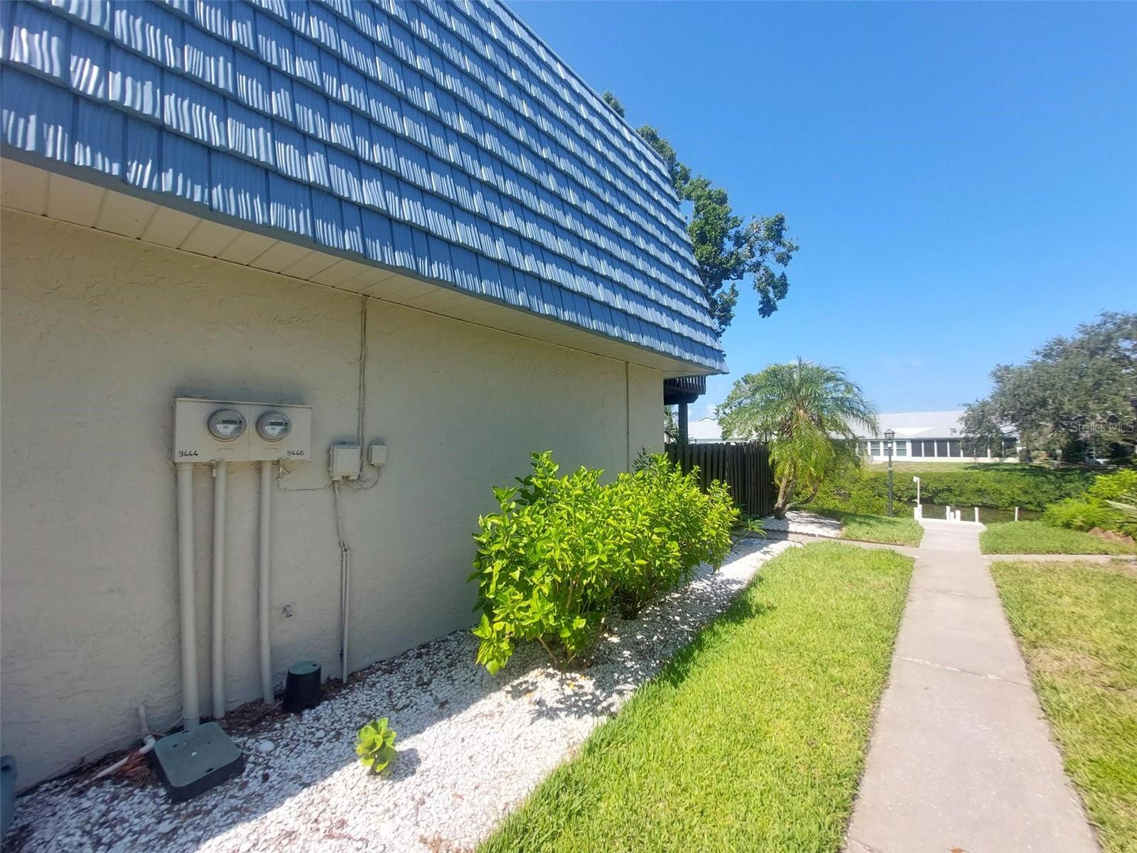 9446 TRADEWINDS AVE — photo 30