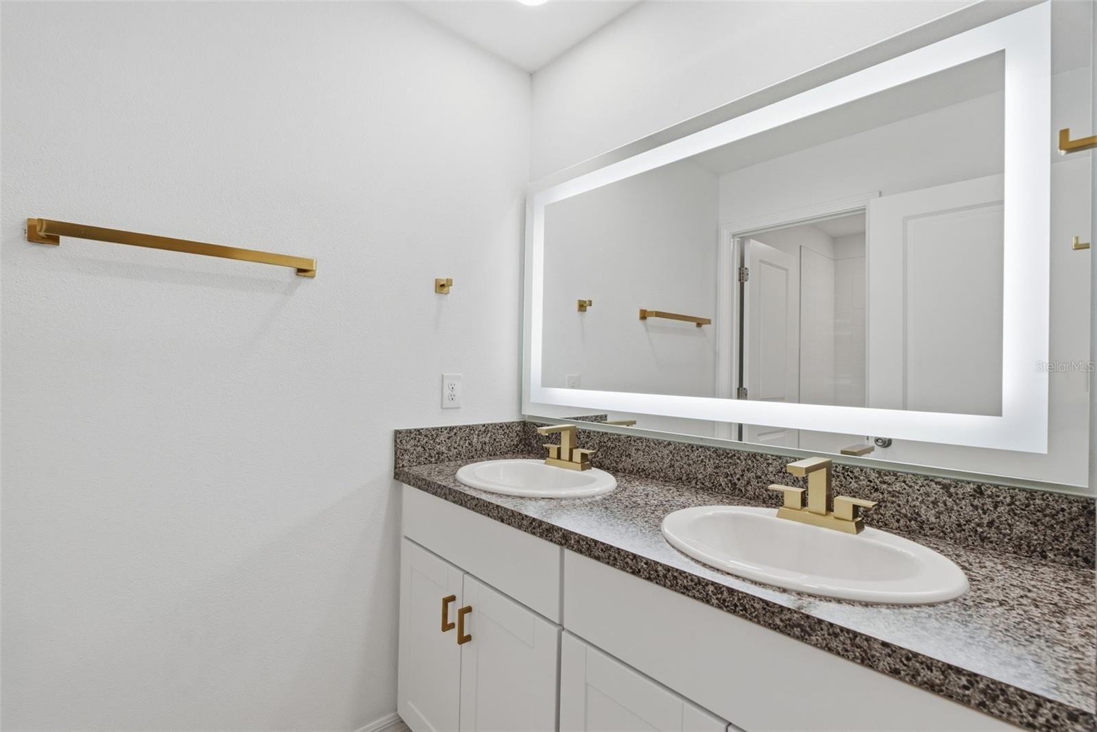 11508 SAGE CANYON DR — photo 32