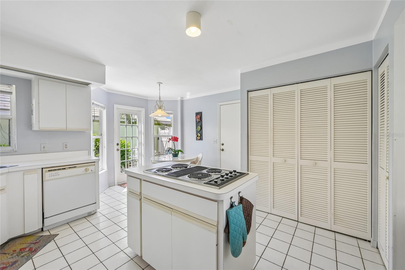 805 HARRINGTON LAKE DR N #76 — photo 21