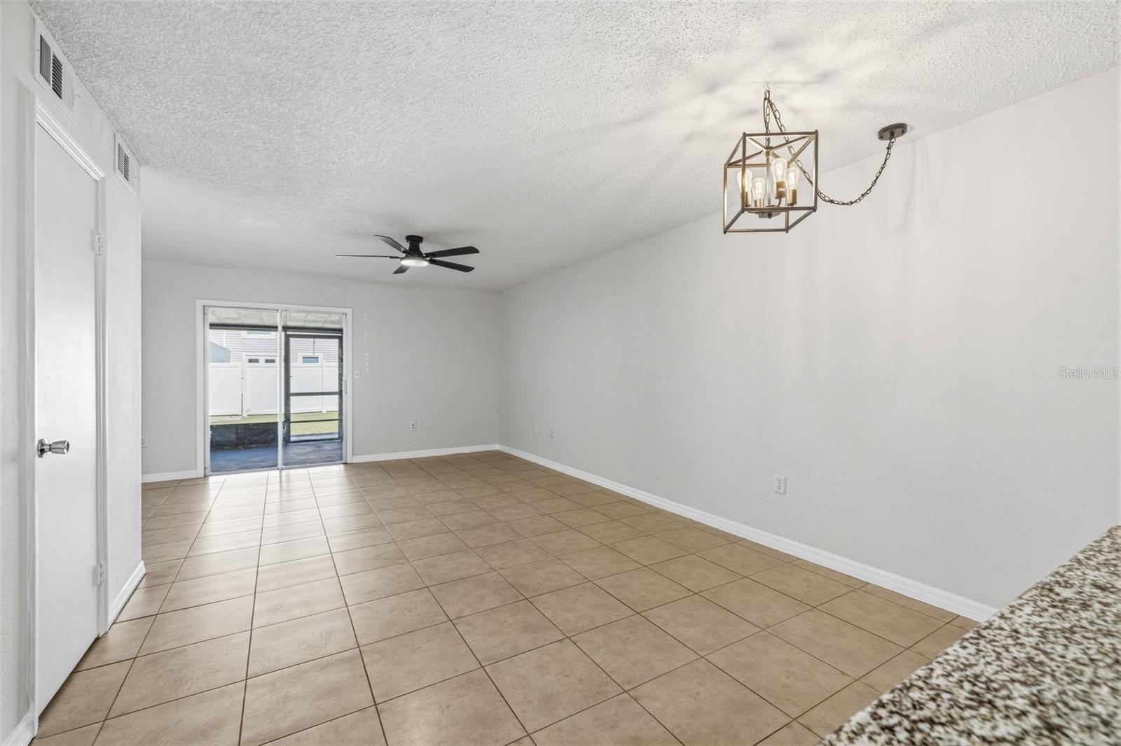 11906 CYPRESS HILL CIR — photo 10