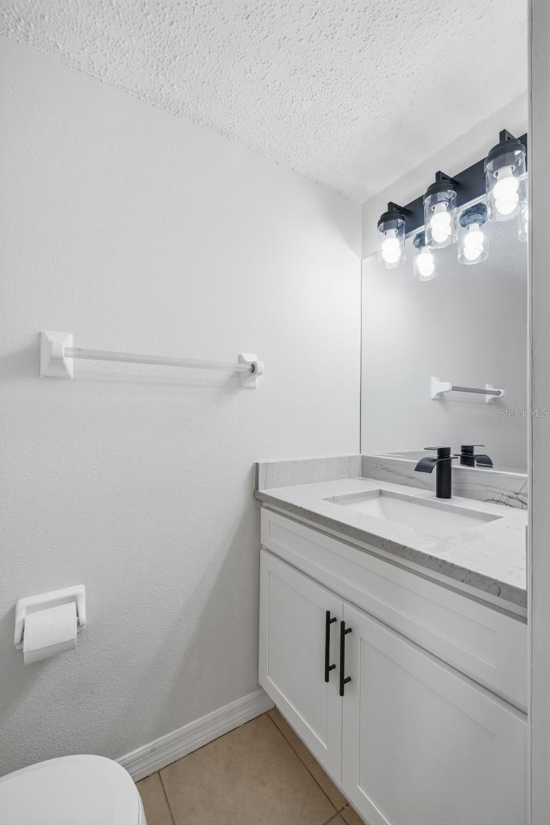 11906 CYPRESS HILL CIR — photo 15