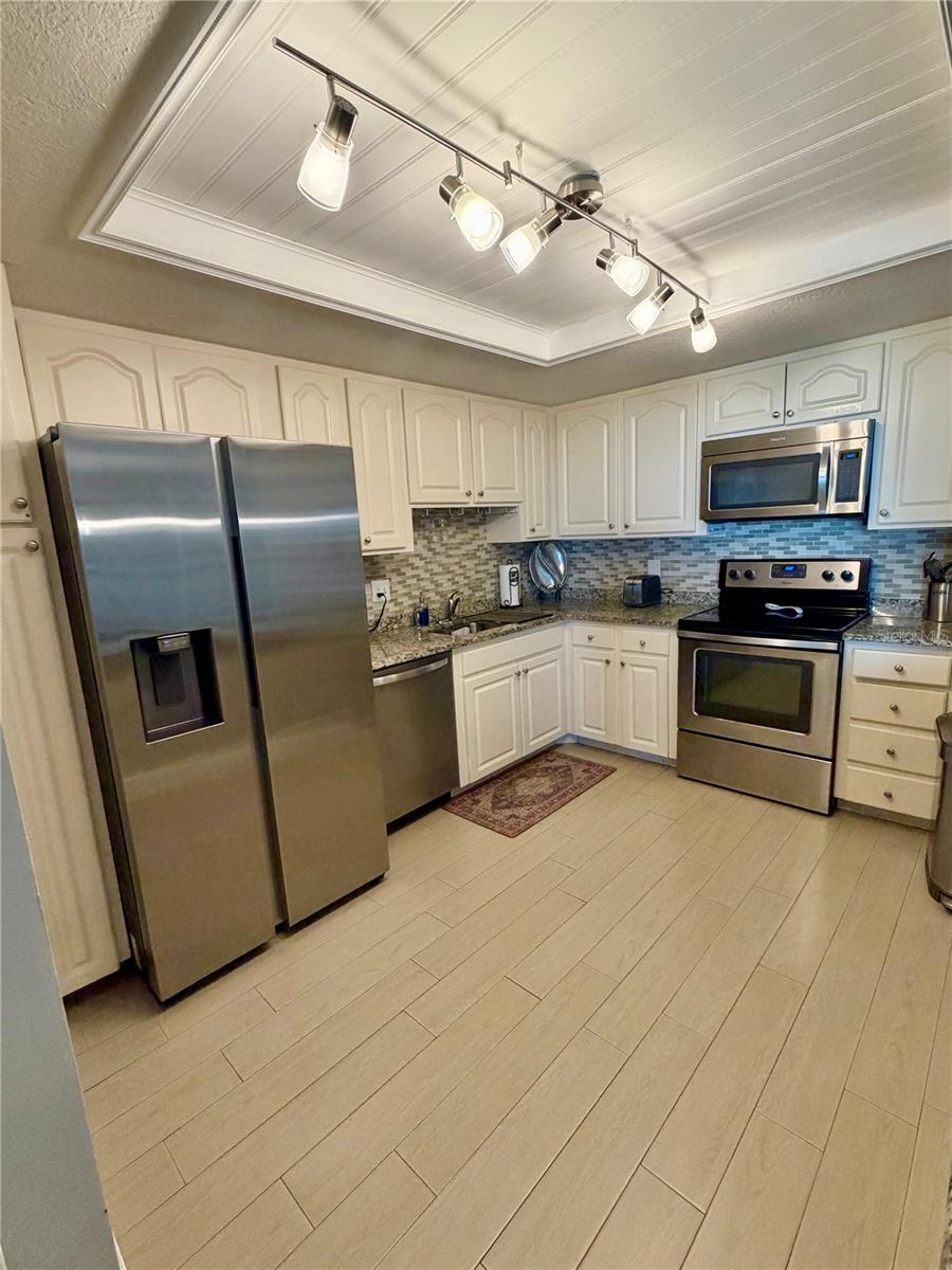 675 S GULFVIEW BLVD #408 — photo 29