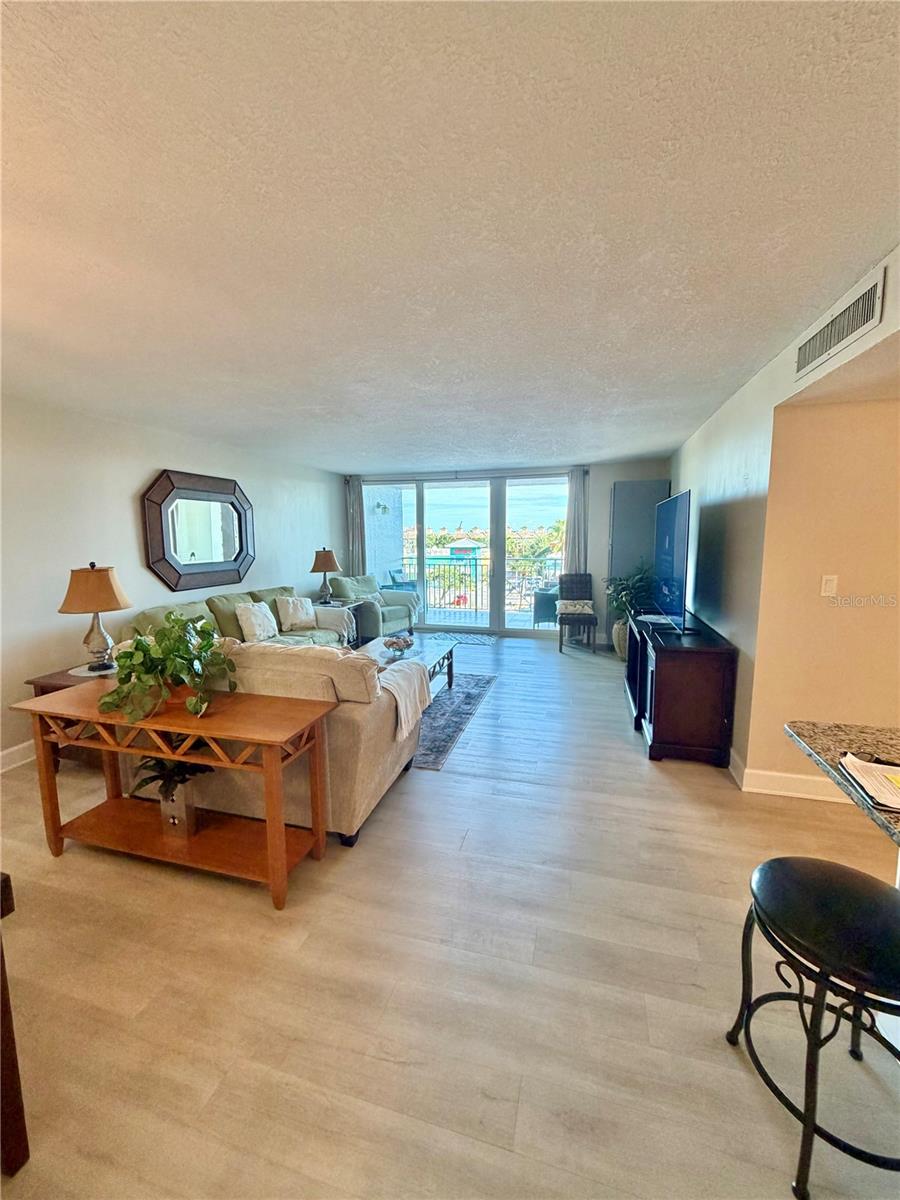 675 S GULFVIEW BLVD #408 — photo 11