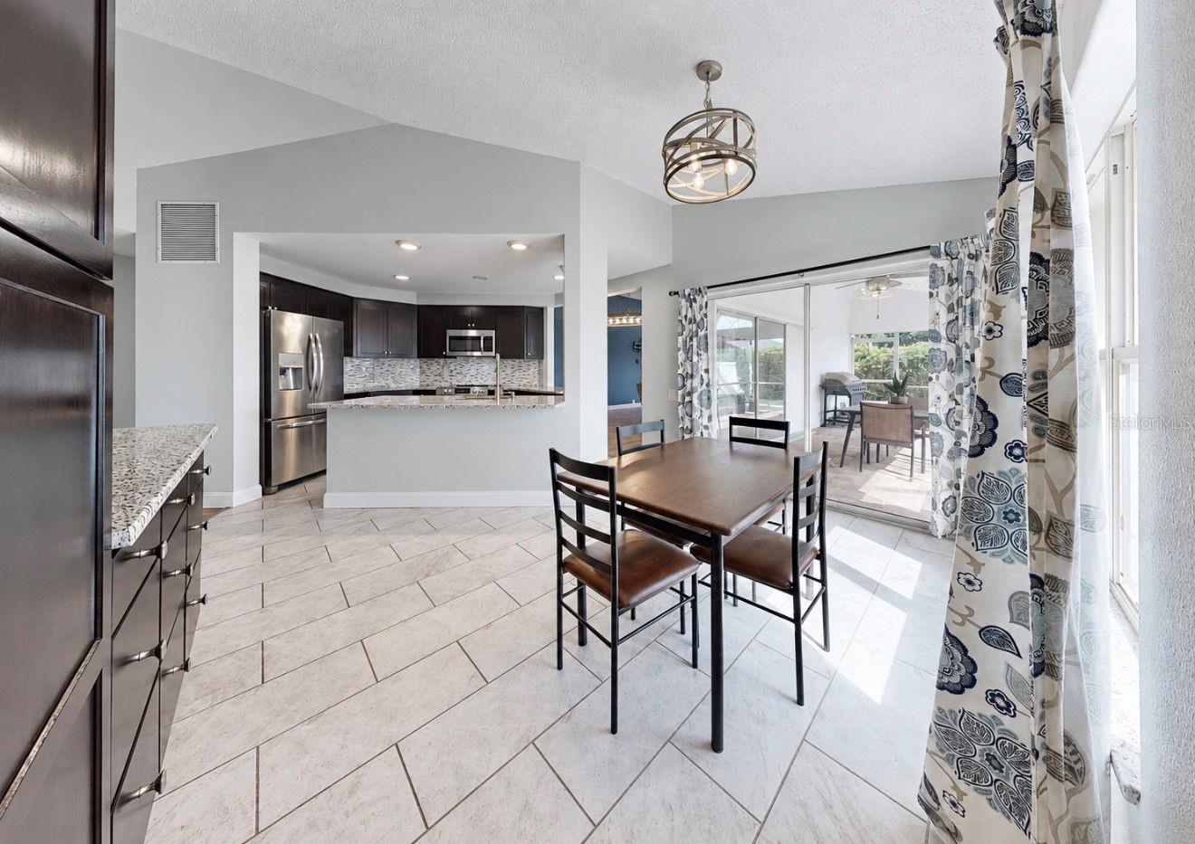 4115 MURFIELD DR E — photo 17