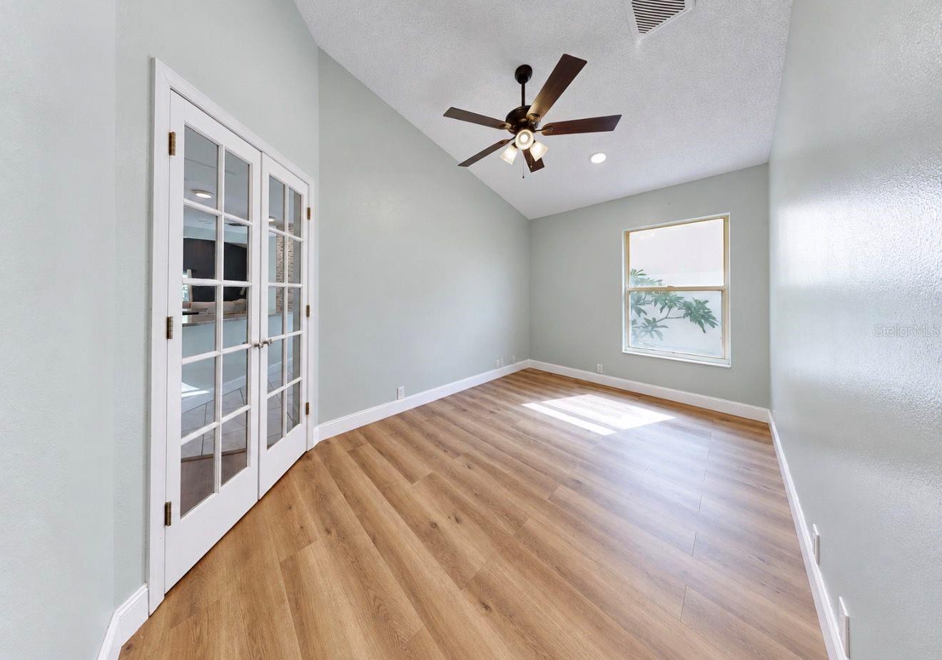 4115 MURFIELD DR E — photo 39