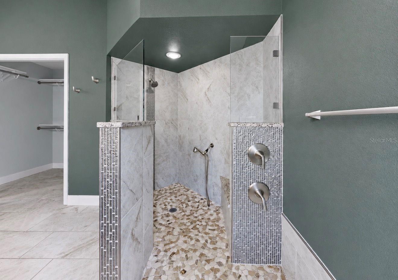4115 MURFIELD DR E — photo 31