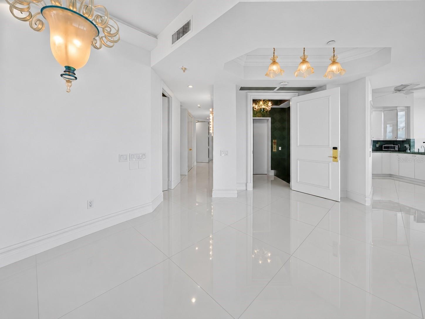 1281 GULF OF MEXICO DRIVE DR #707 — photo 27