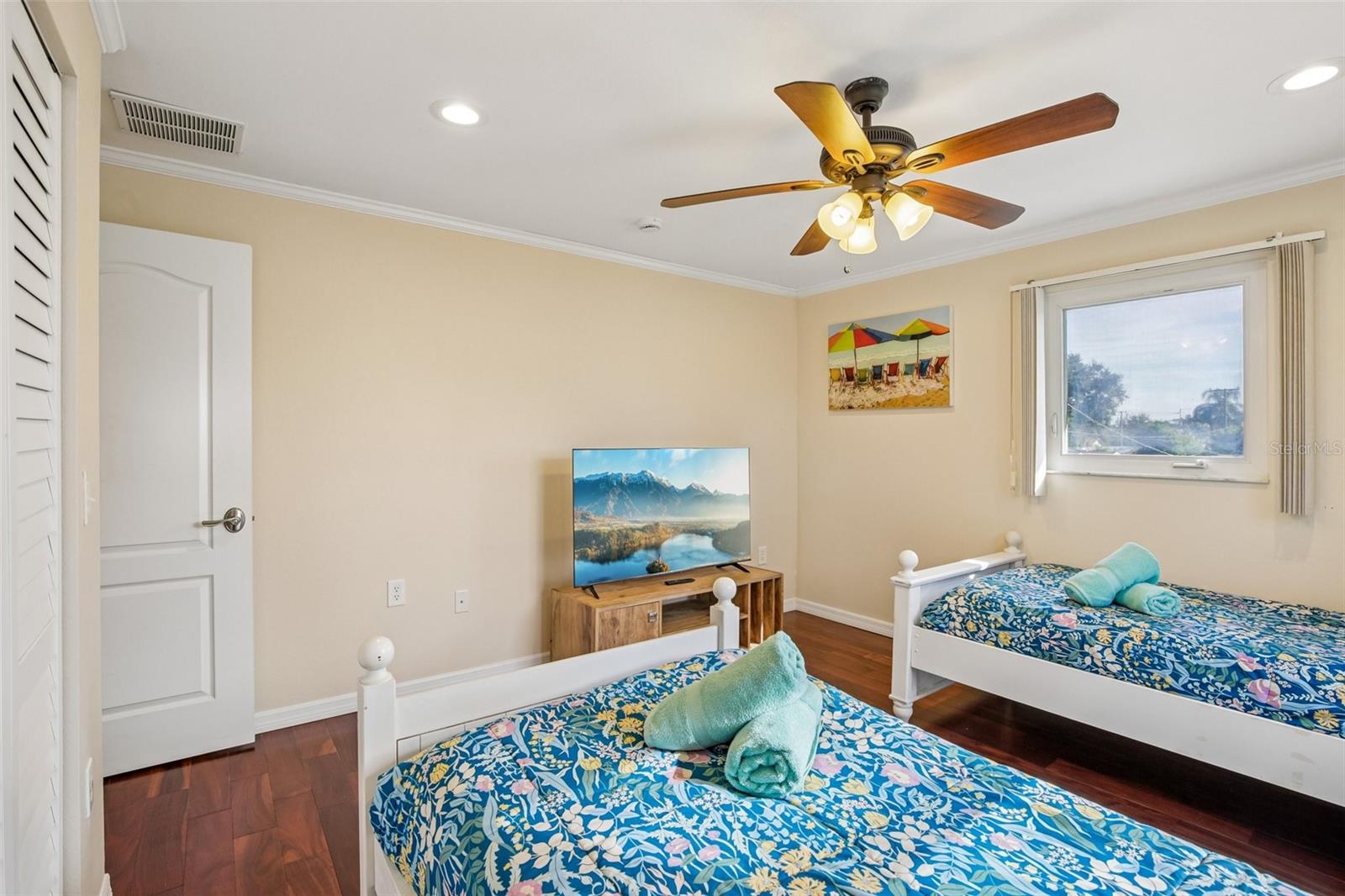 7324 PHILLIPS ST — photo 42