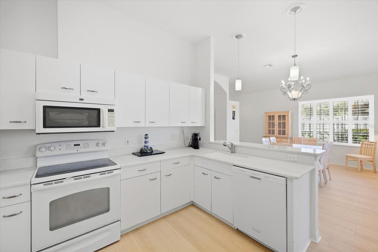 1273 BERKSHIRE CIR — photo 13