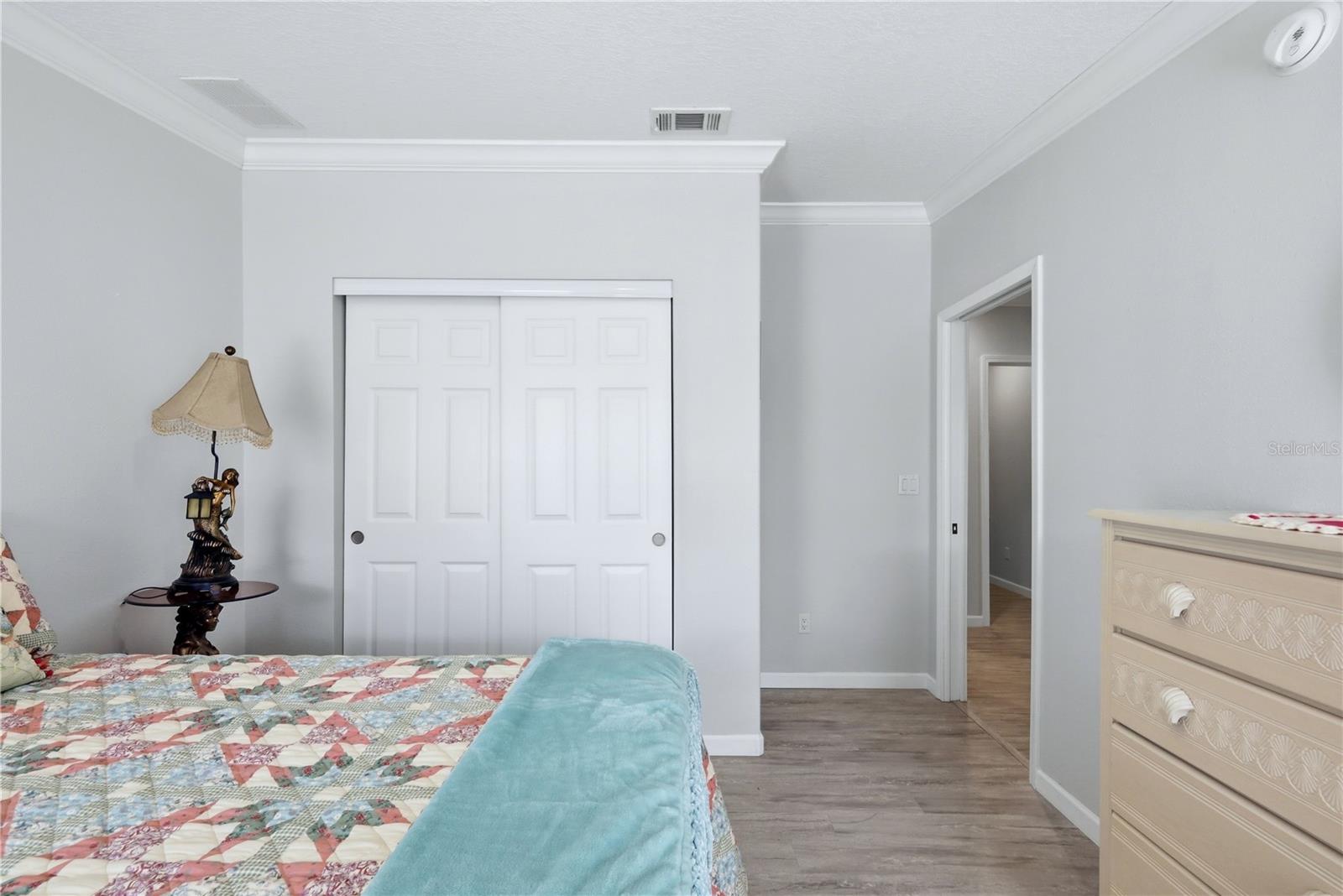 34 BAYVIEW DR — photo 34