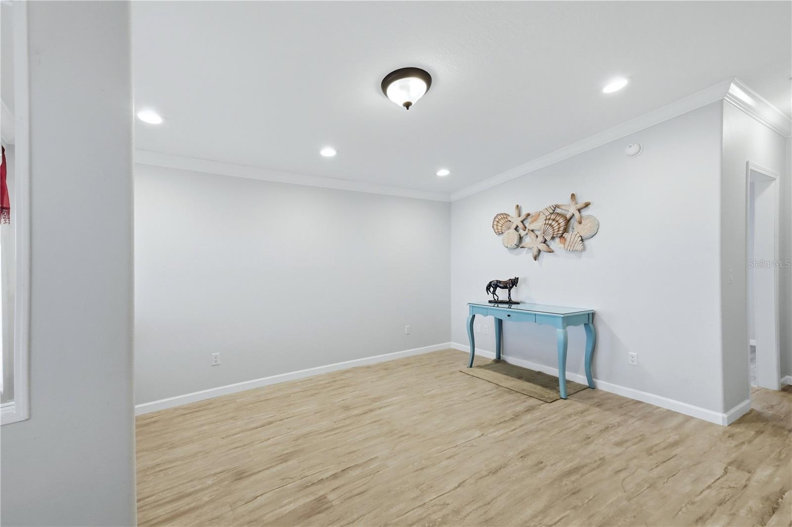 34 BAYVIEW DR — photo 37