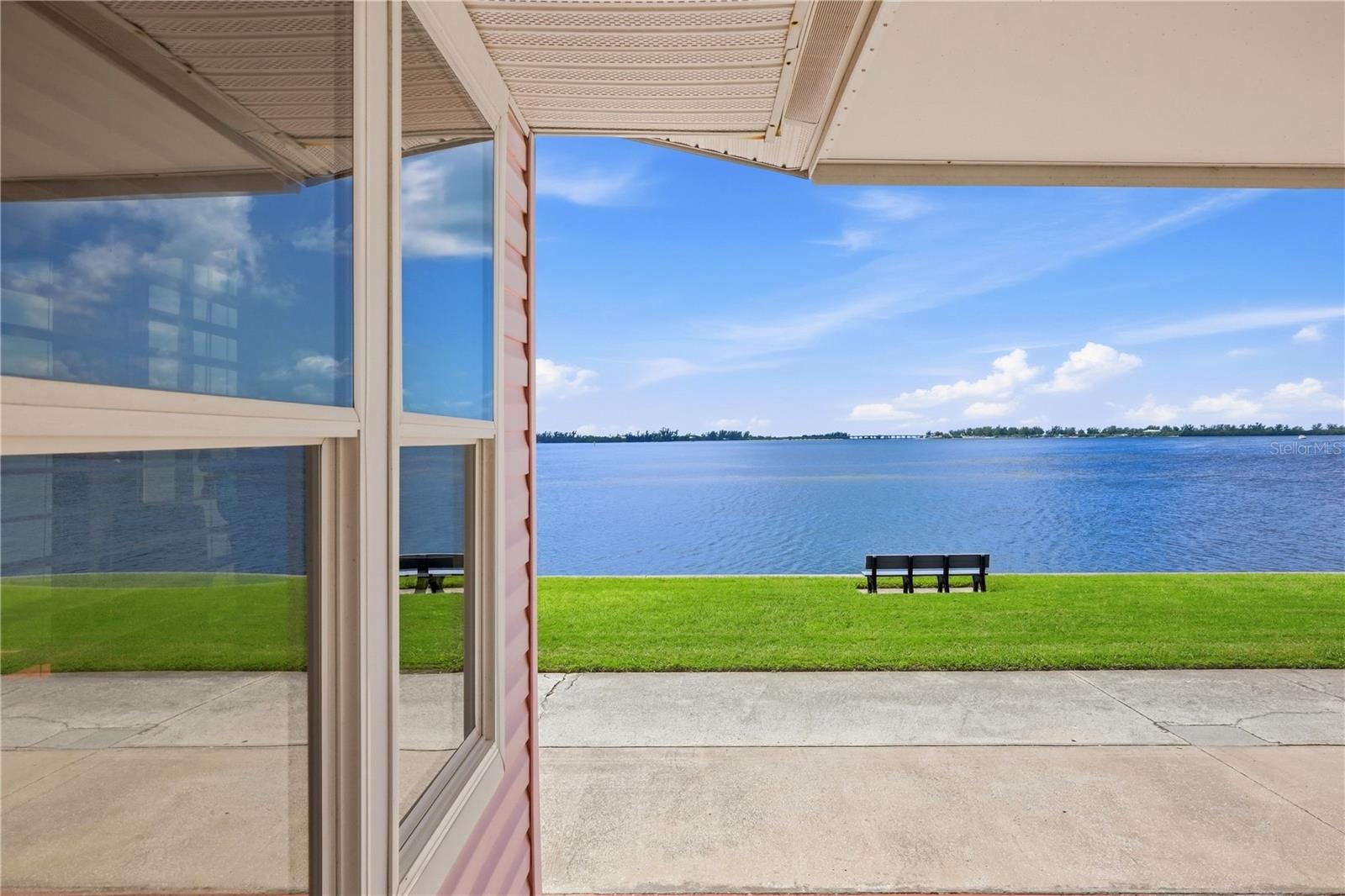 34 BAYVIEW DR — photo 3
