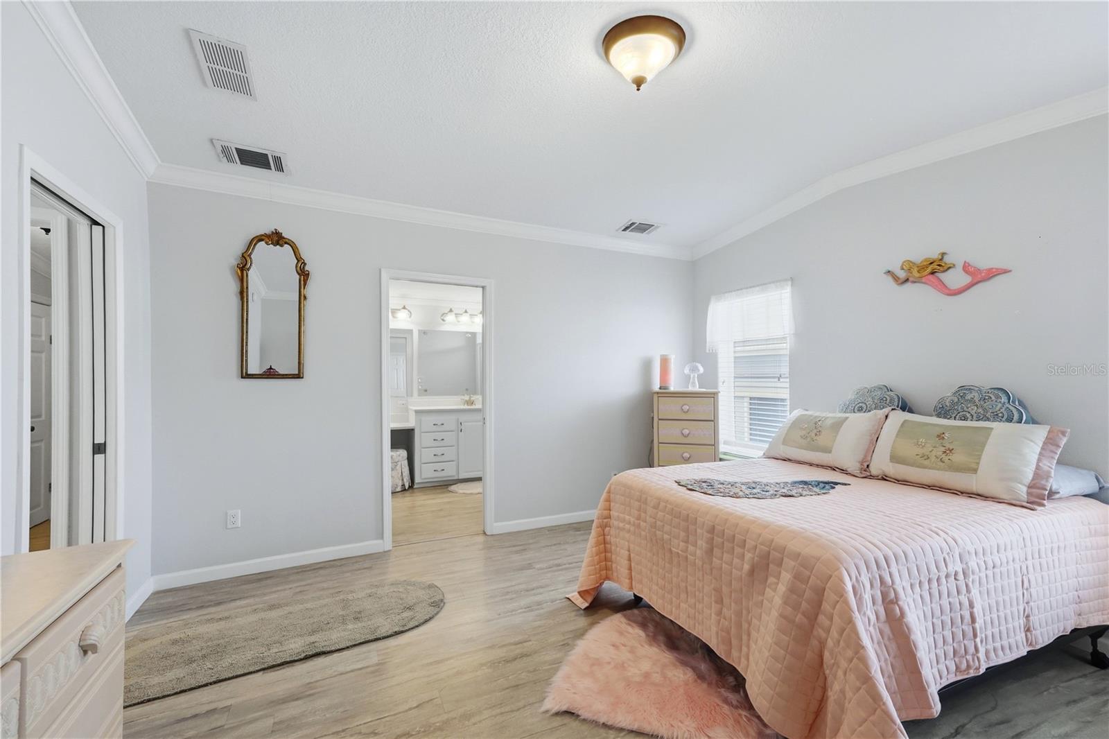 34 BAYVIEW DR — photo 28