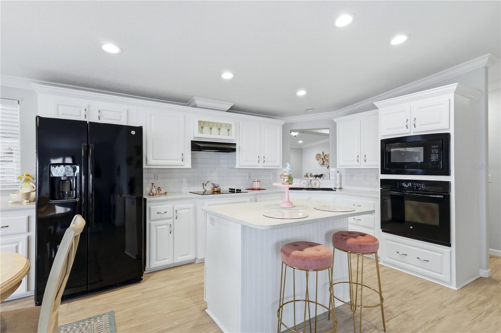 34 BAYVIEW DR — photo 20