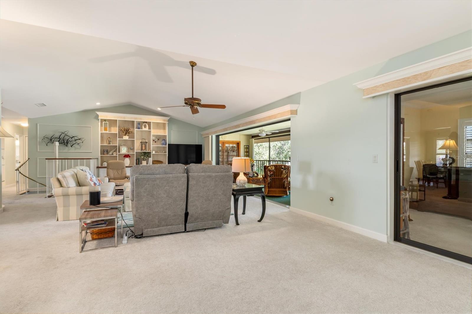 1947 SAN REMO POINT DR — photo 14
