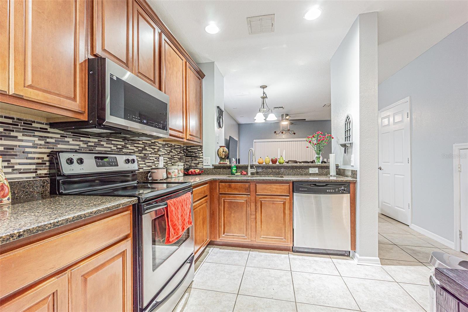 8514 BRUSHLEAF WAY — photo 10
