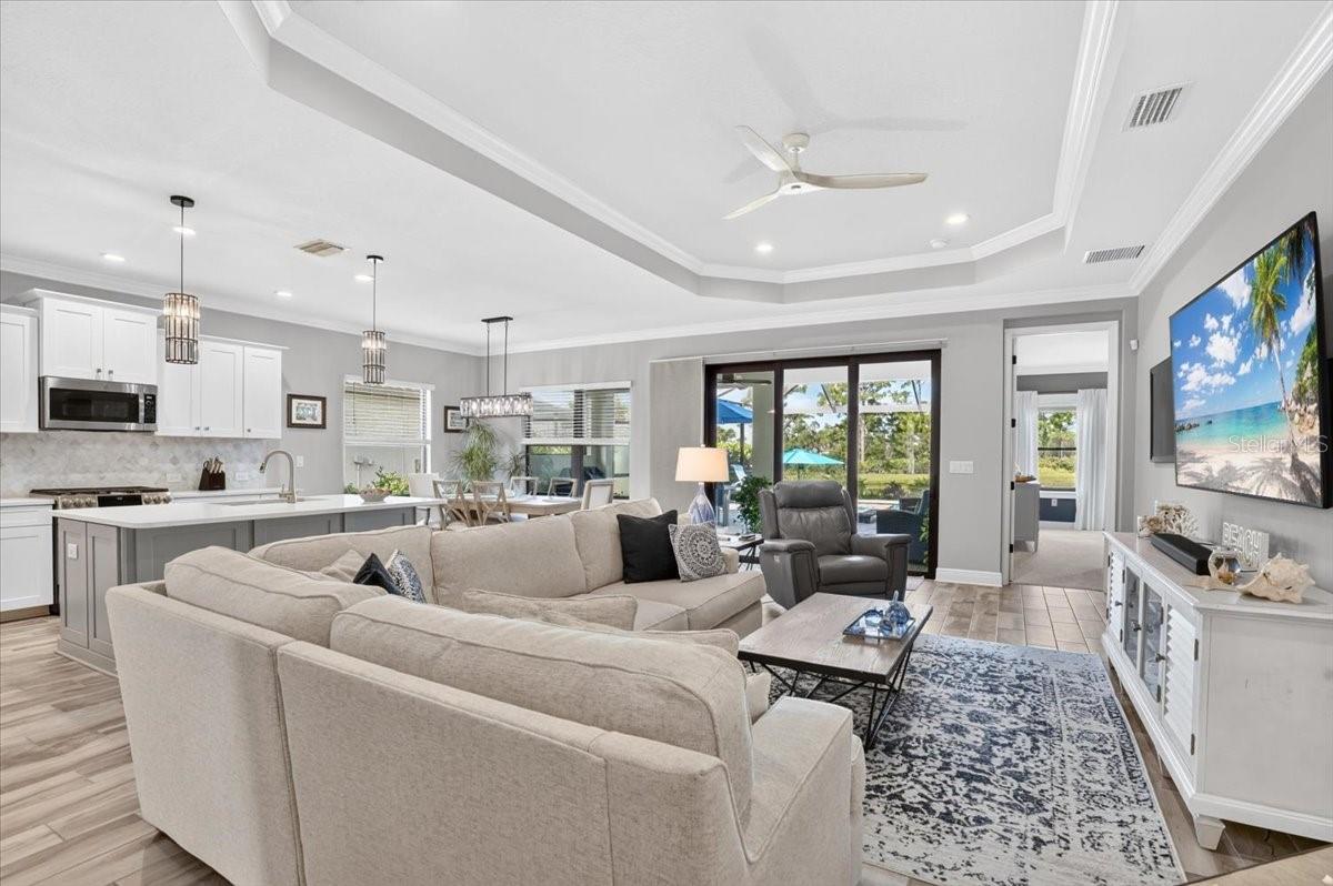 406 ARIANO AVE — photo 12