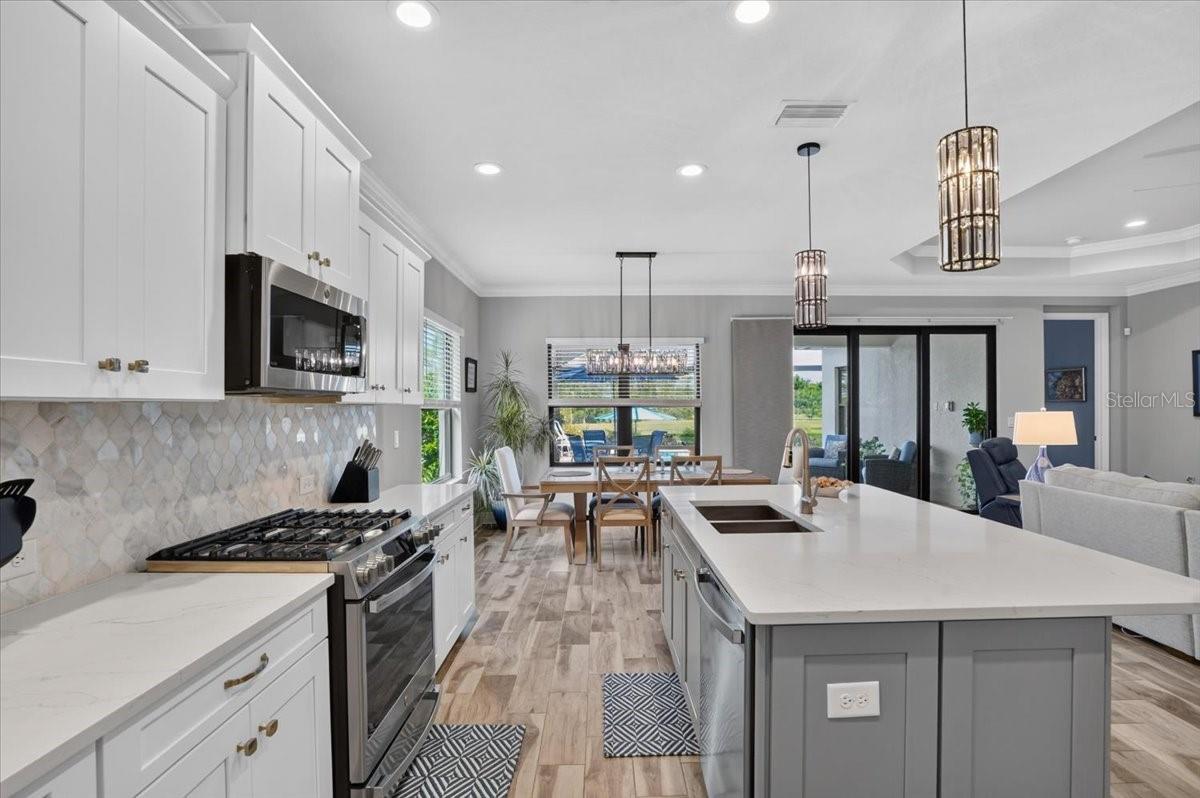 406 ARIANO AVE — photo 17