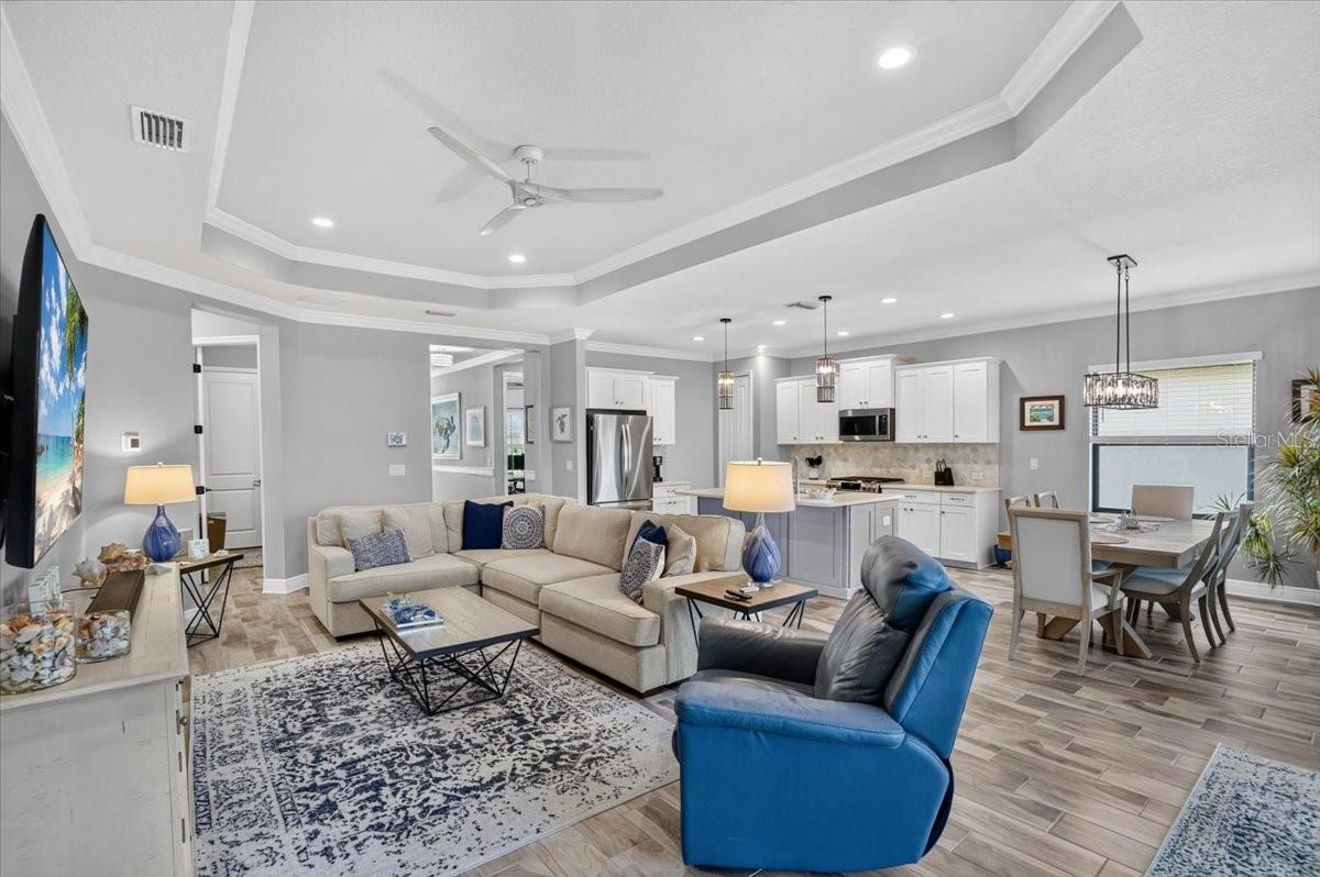 406 ARIANO AVE — photo 10
