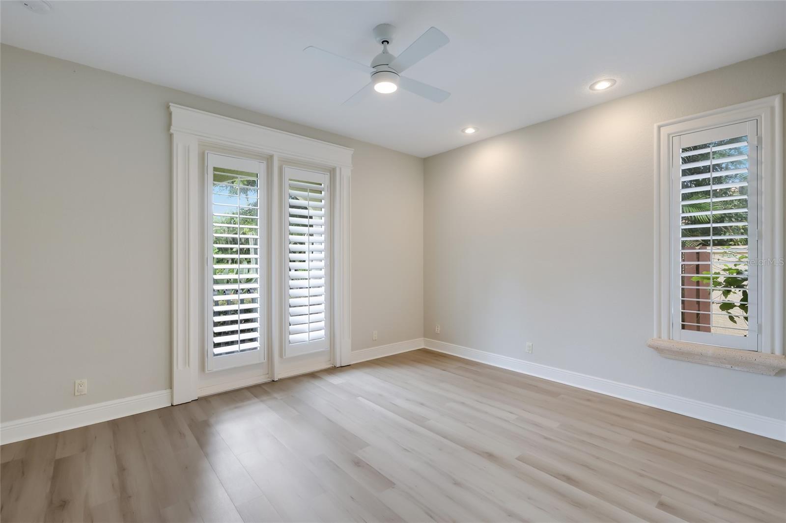 4946 BRYWILL CIR — photo 33