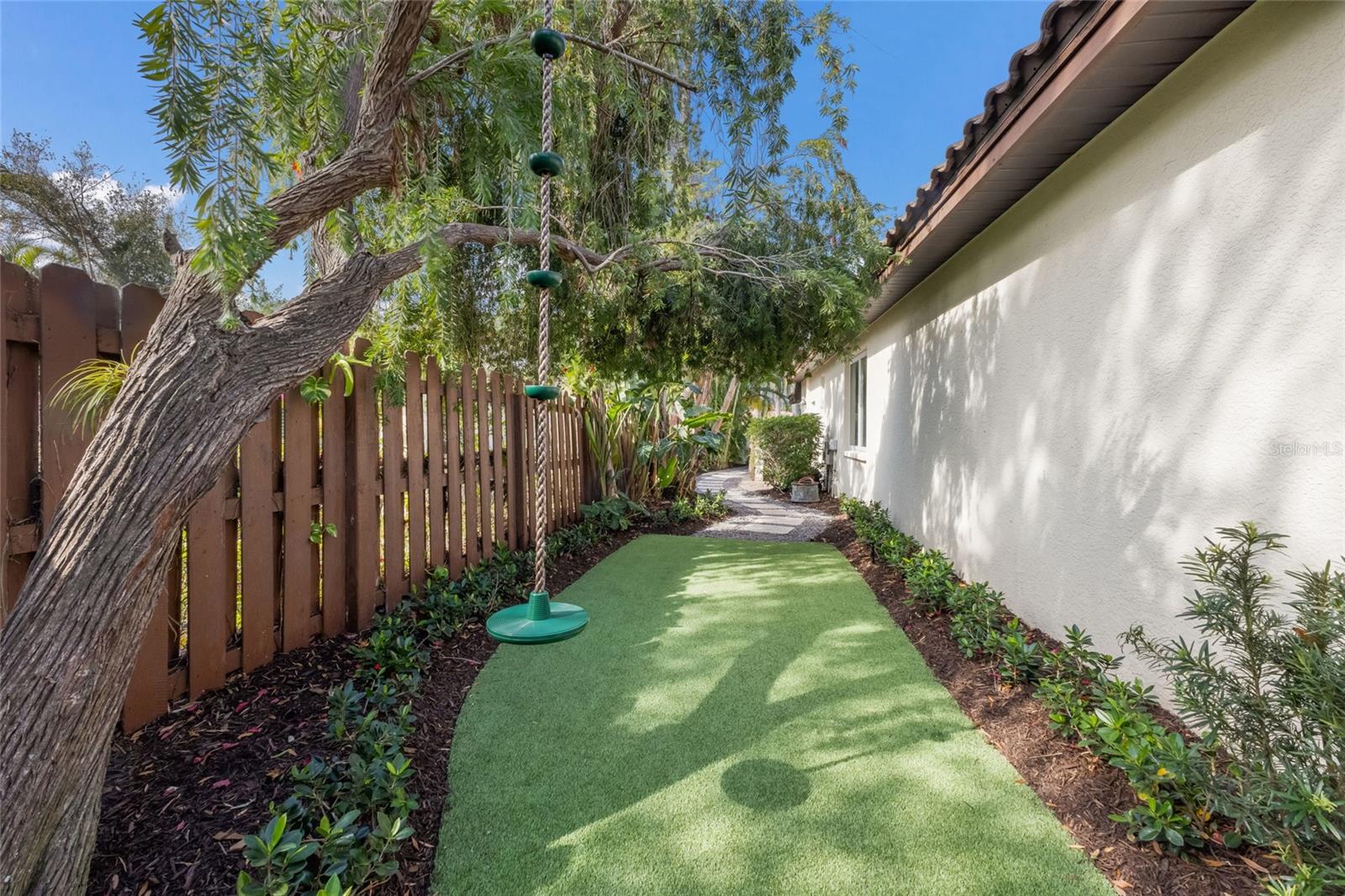 4946 BRYWILL CIR — photo 54