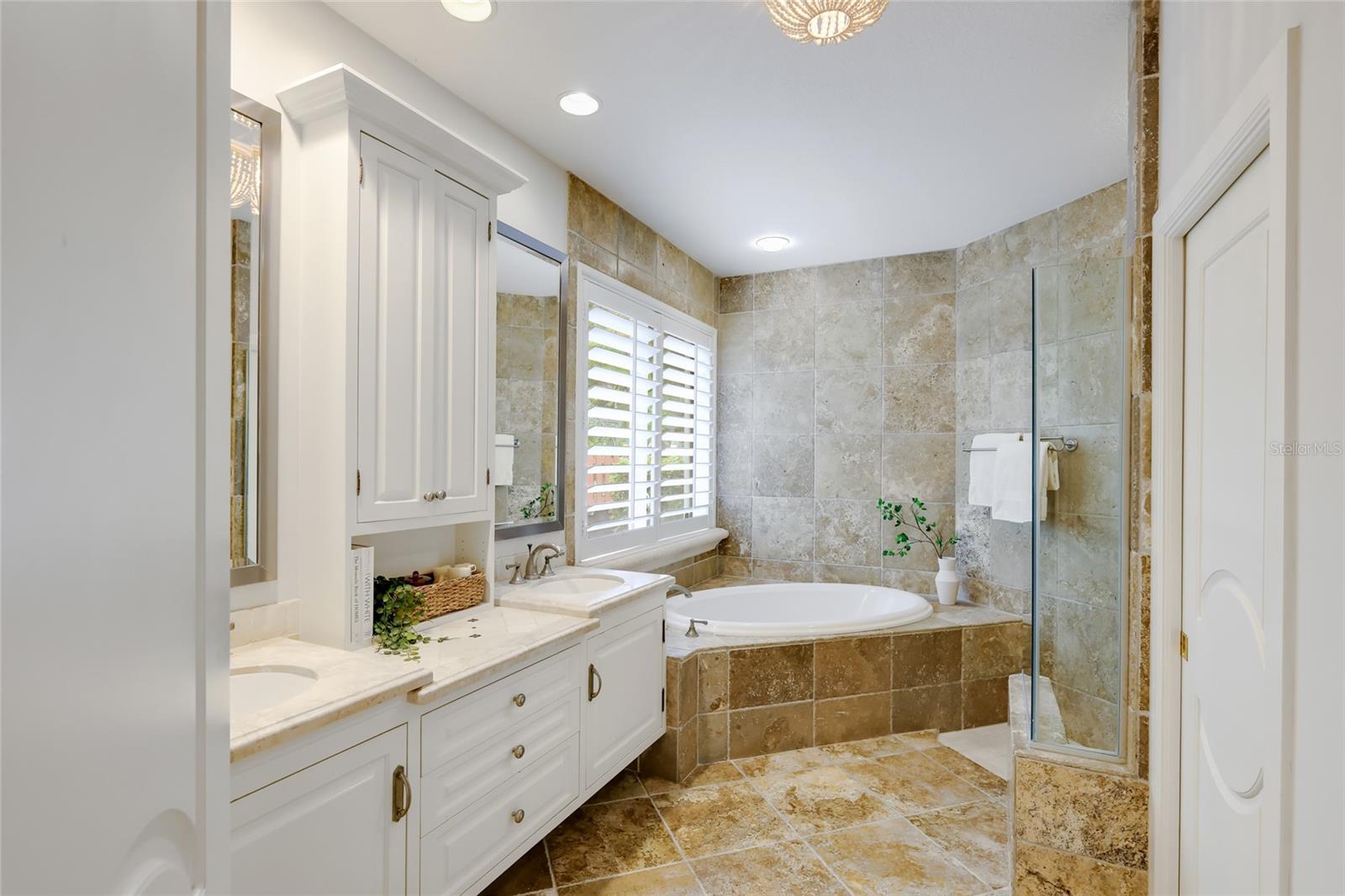 4946 BRYWILL CIR — photo 41