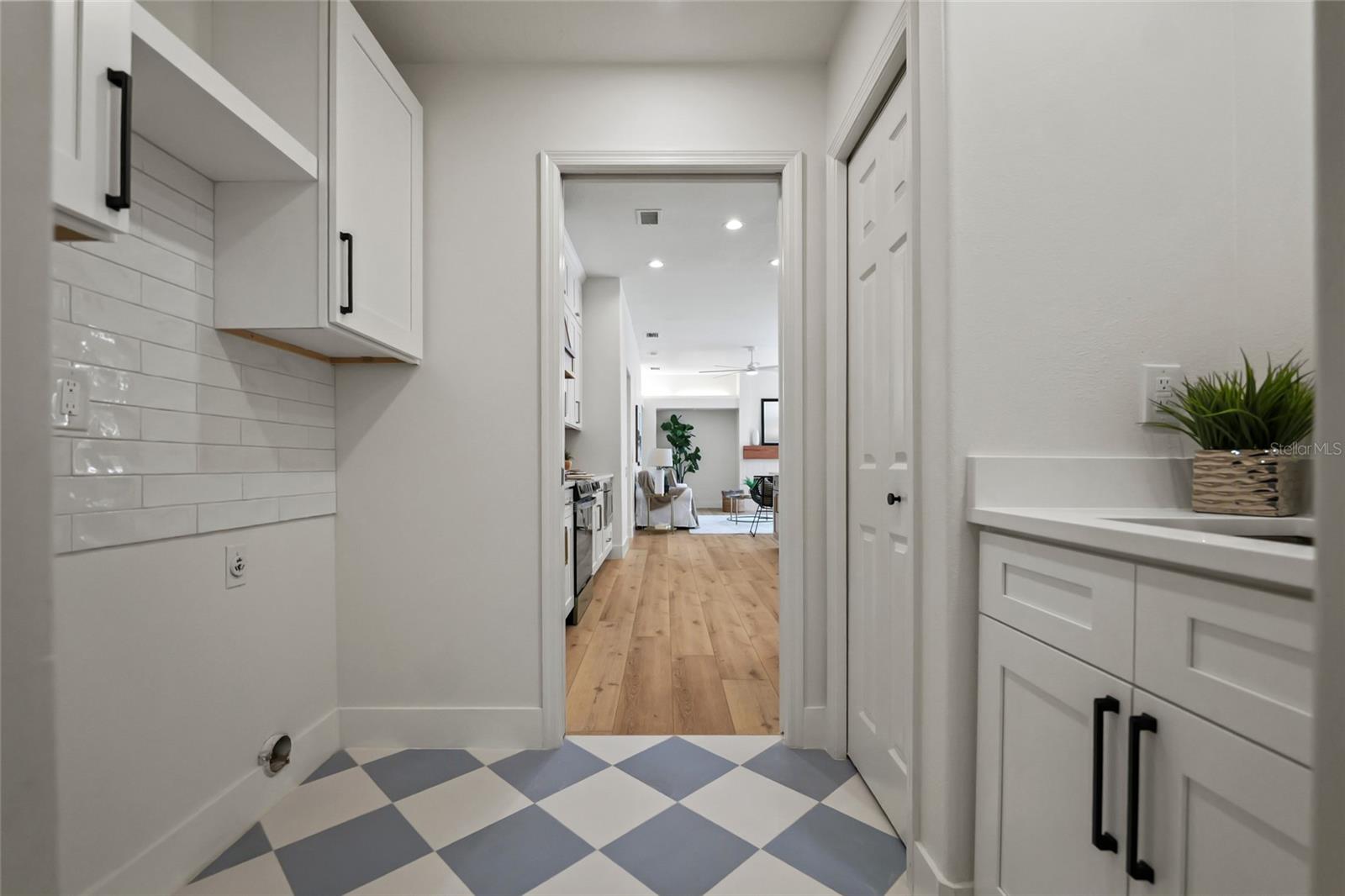 3951 BRIGHTSIDE LN — photo 34