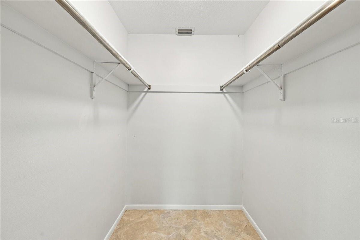 411 PALM TREE DR #411 — photo 16