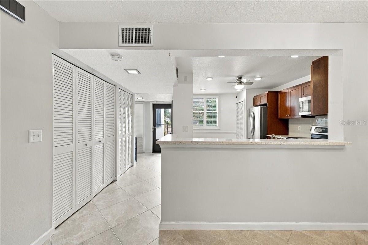 411 PALM TREE DR #411 — photo 3