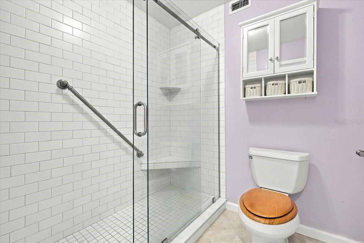 411 PALM TREE DR #411 — photo 15