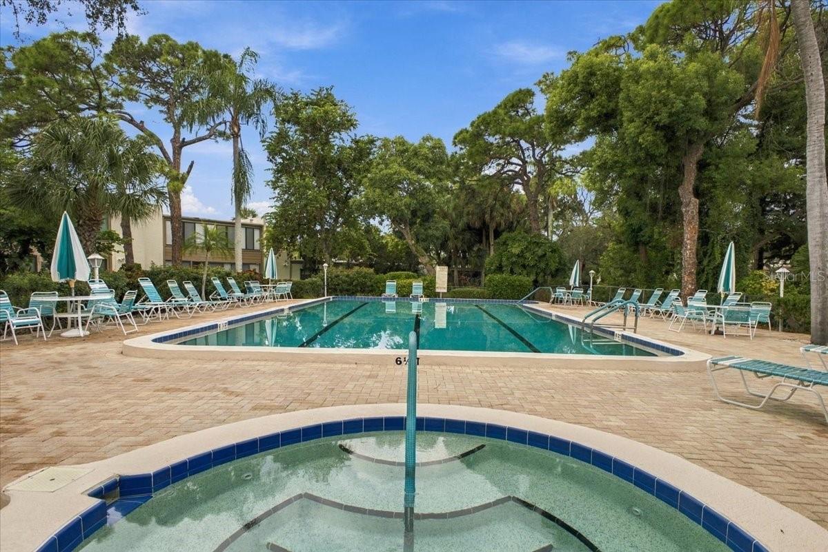 411 PALM TREE DR #411 — photo 27