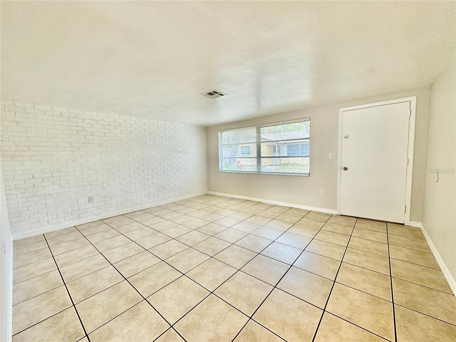 5815 DAILEY LN — photo 14