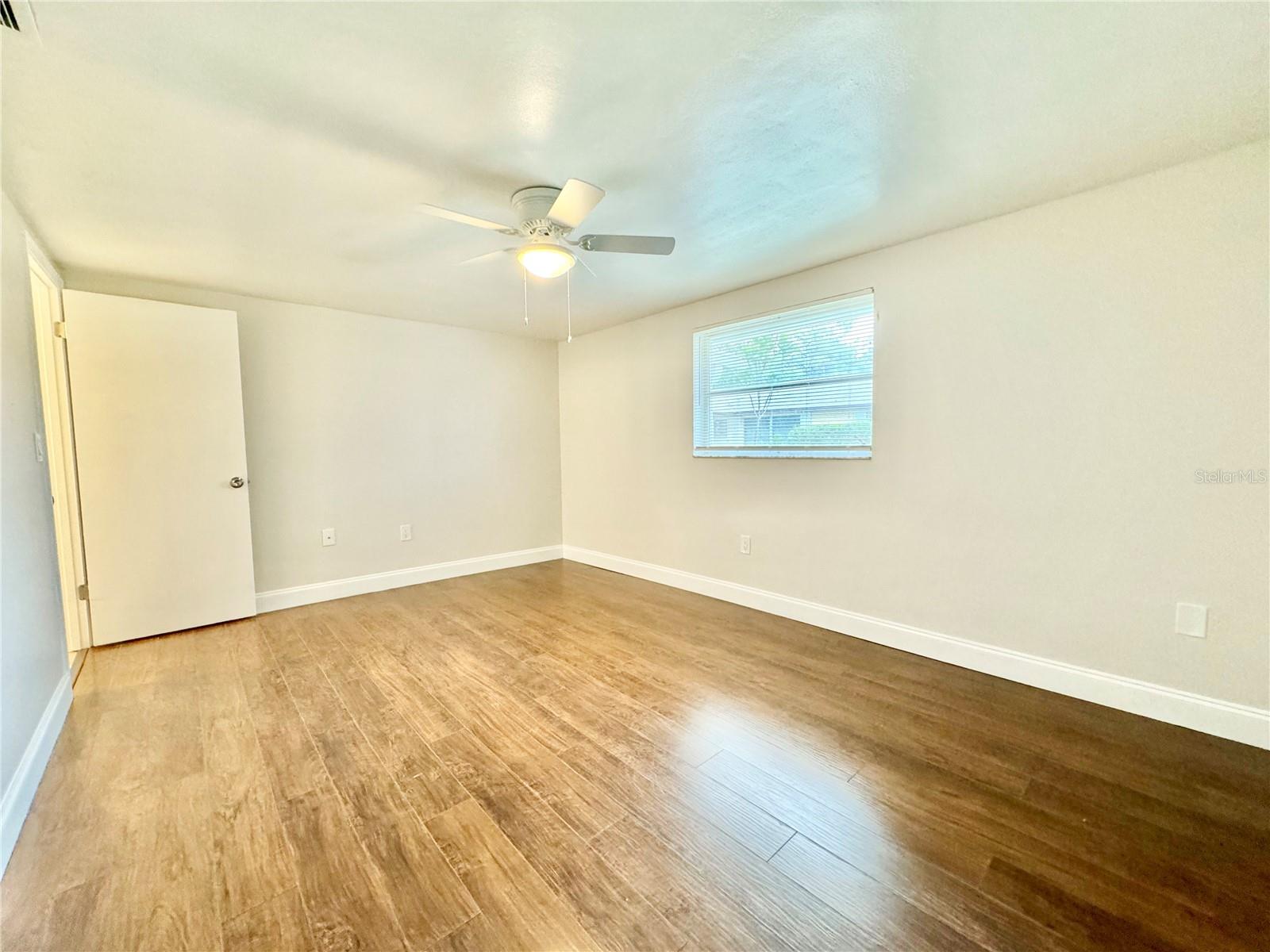 5815 DAILEY LN — photo 17