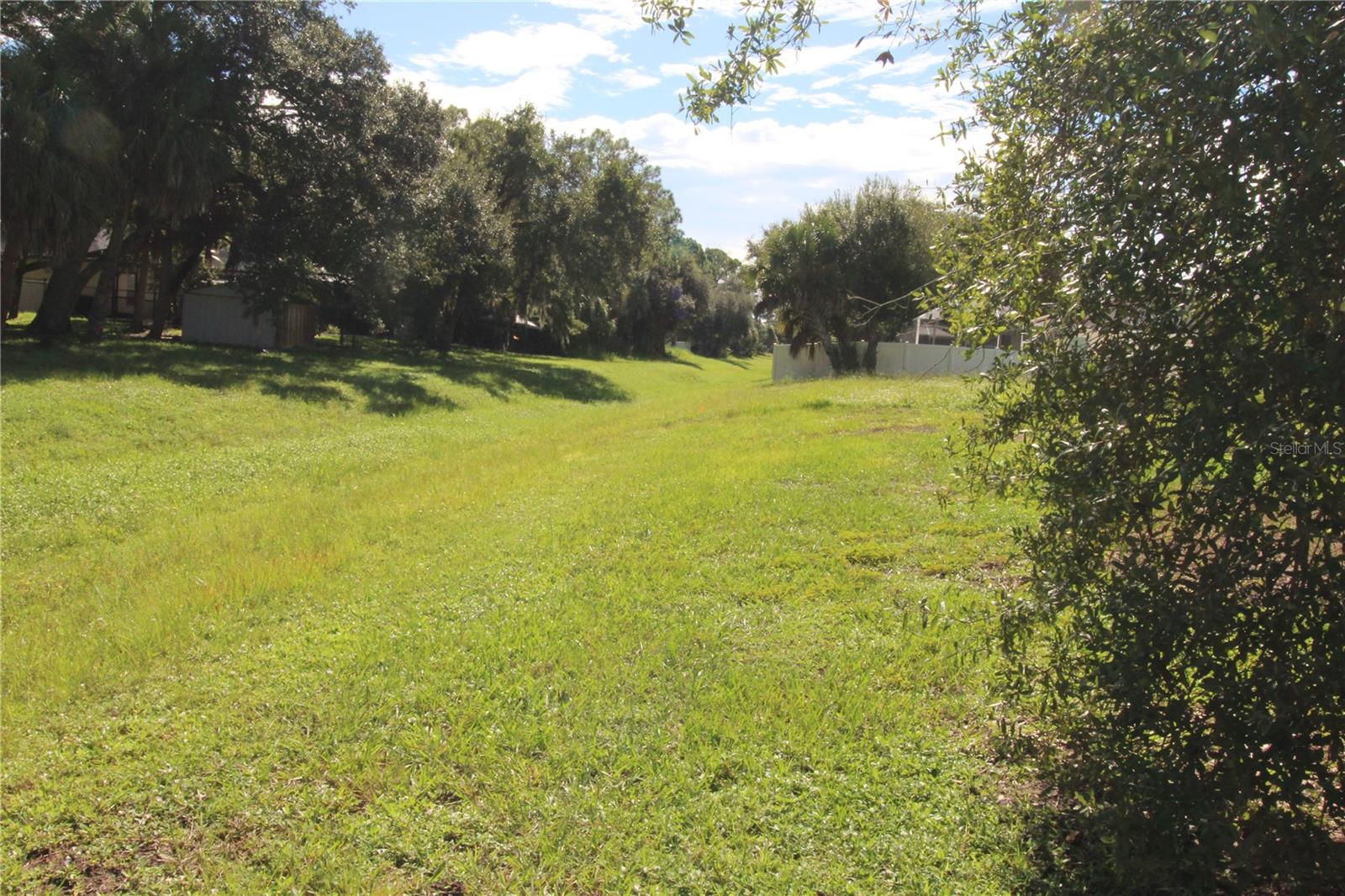 1888 FRANKLIN LN — photo 44