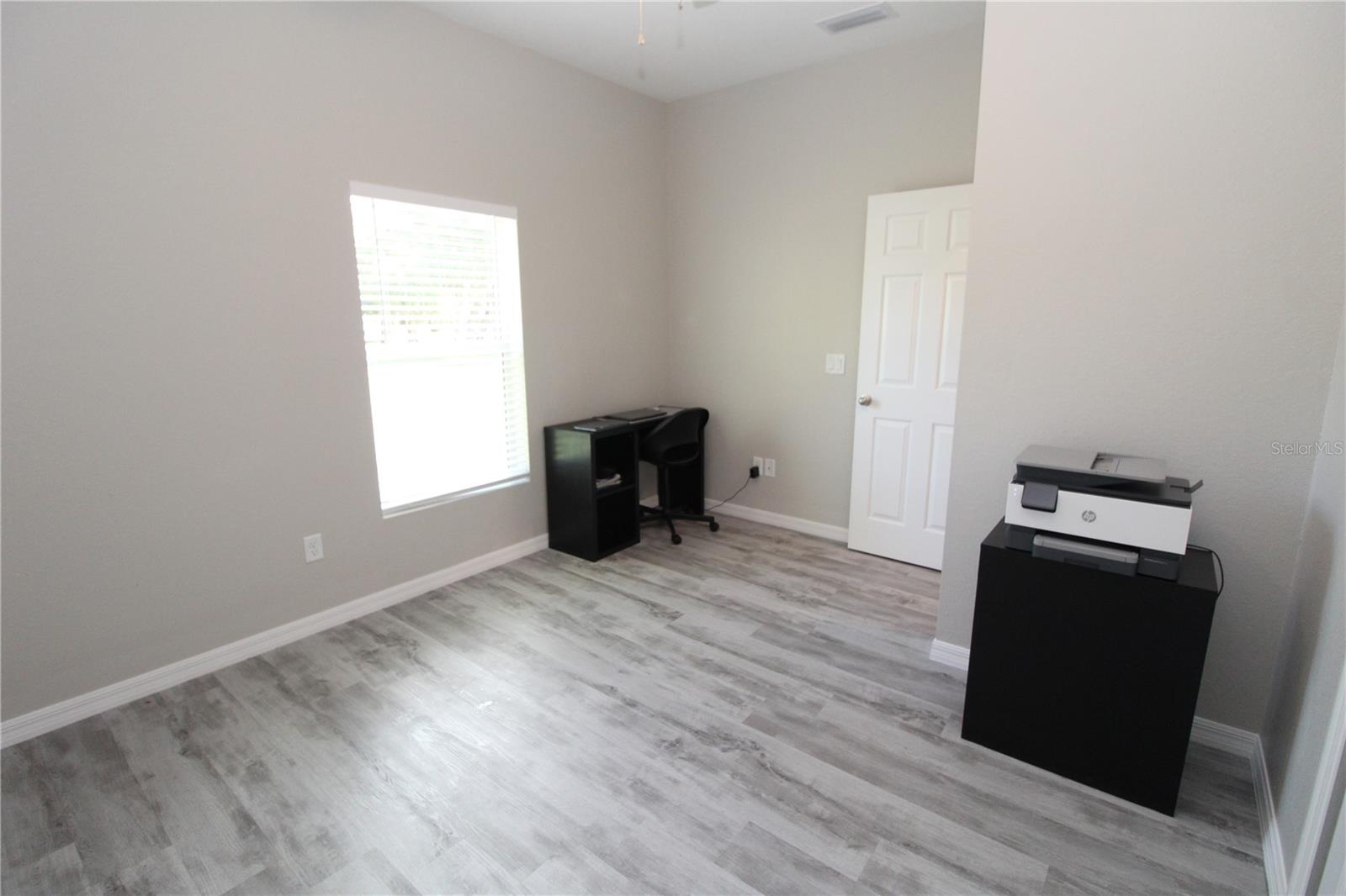 1888 FRANKLIN LN — photo 30