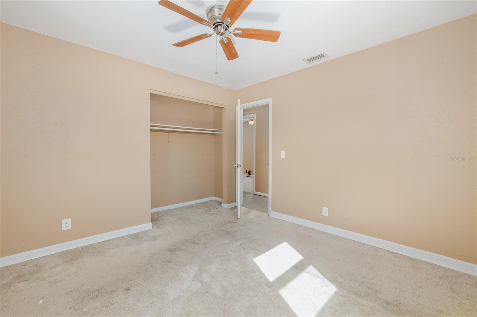 4403 GANDY CIR — photo 22